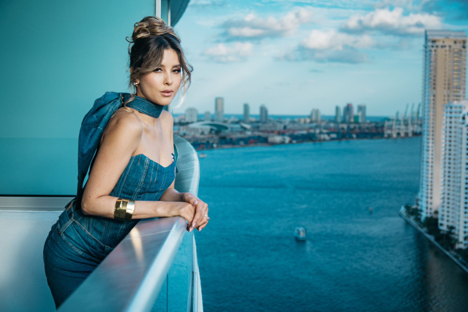  Levi’s brilla en los Latin Grammys de la mano de Paulina Goto