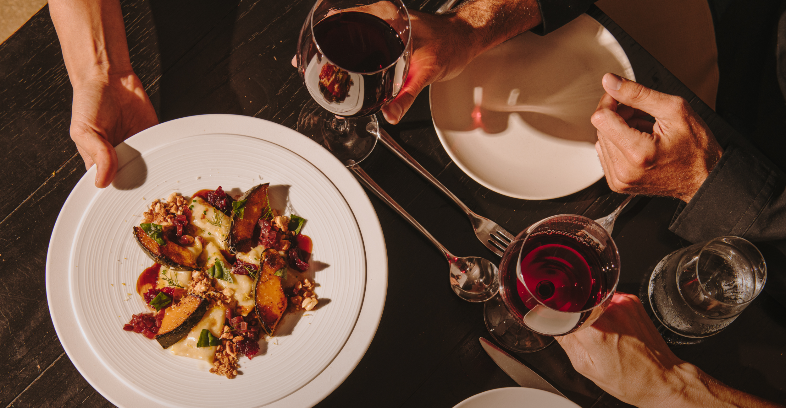 El amor está en el menú: Top 50 Restaurantes Románticos y tendencias de consumo para San Valentín, por OpenTable