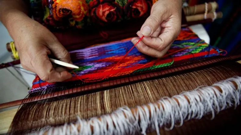Propone blindar legalmente los textiles  indígenas contra el plagio la Diputada Evelyn Sánchez 