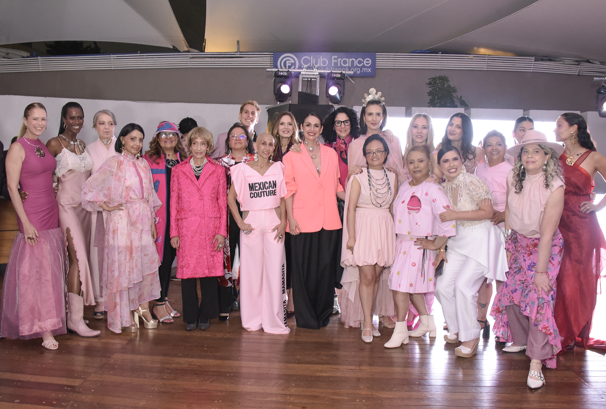 PINK RUNWAY 2026: UNA PASARELA DE ESPERANZA, FORTALEZA Y SOLIDARIDAD